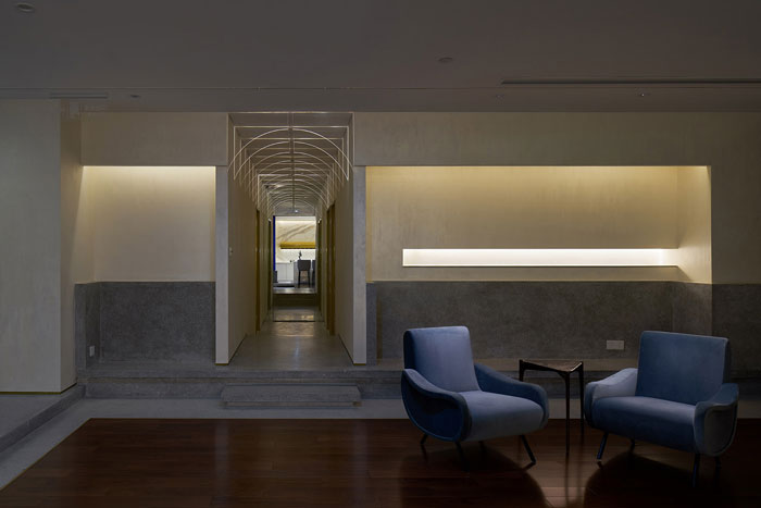 1300平方辦公室過(guò)道裝修設(shè)計(jì)效果圖