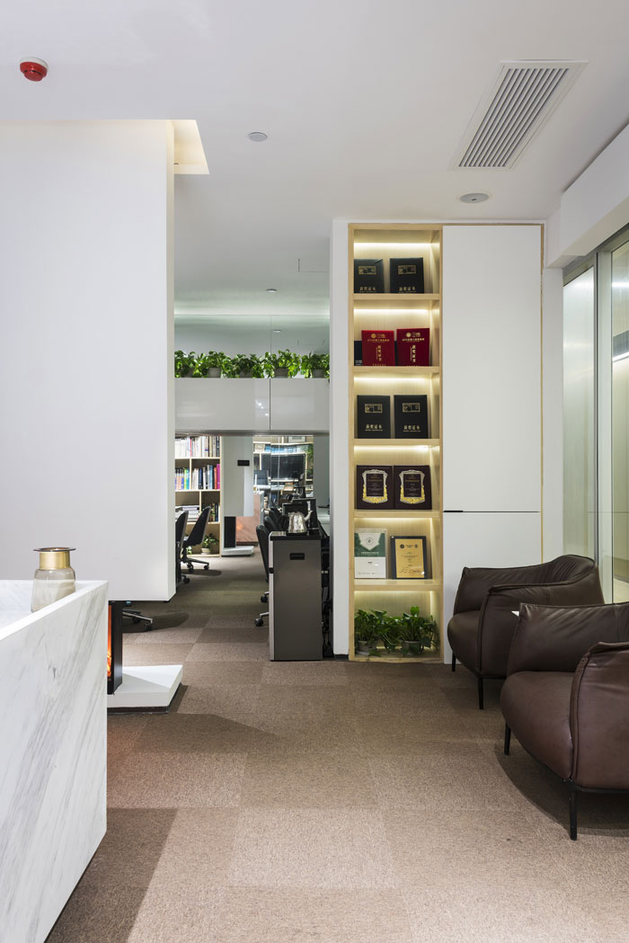 設計公司辦公室接待區裝修設計效果圖