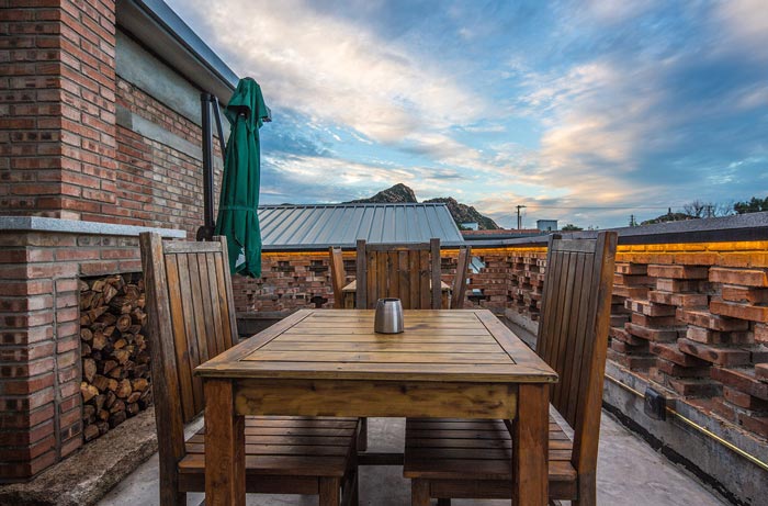 鄉(xiāng)村民宿露臺設(shè)計效果圖