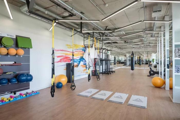 創(chuàng)意辦公空間健身區(qū)裝修設計效果圖